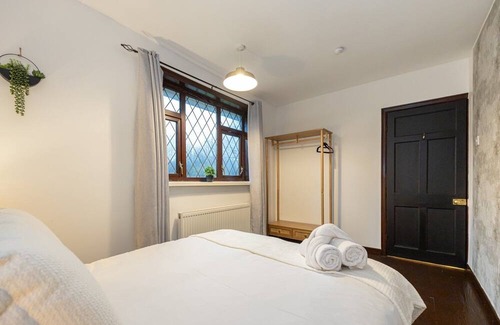 Belle Vue House | GuestReady - Stainton Retreat