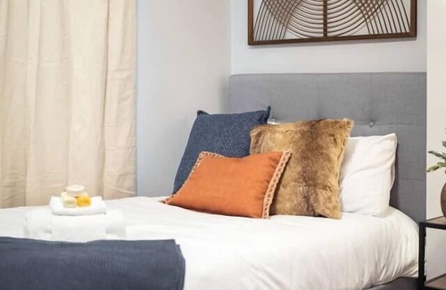 West Columbus House | The Sweet Escape - Stylish Home in Columbus!