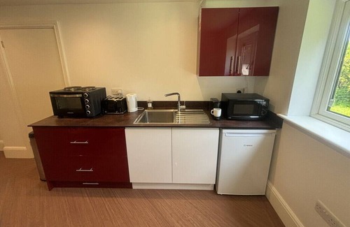 Andover Apartment | The Chalet, Lime Tree Cottage Andover