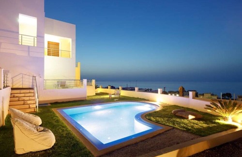 Sfakaki Apartment | "Cafe Noir" Sky Hill resorts - Sea view Maisonette