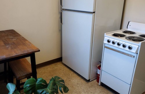 Hamilton House | 2 person on Ravalli