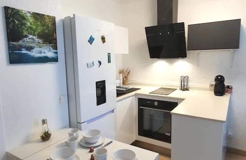 Pointe de la verdure Apartment | Homerez - 100 m away from the beach! Studio for 3 ppl. with shared pool