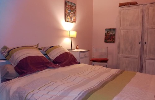 Champeaux Bed & Breakfast | La Campagne au Bord de la Mer. Une Chambre Chez L'habitant et ses Animaux