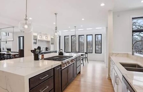 Minnetonka House | Luxury Minnetonka Home - sleeps 24/+bunk room