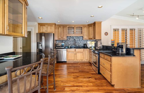 Bremerton House | Serene Waterfront Retreat w/ Private Beach & Sauna