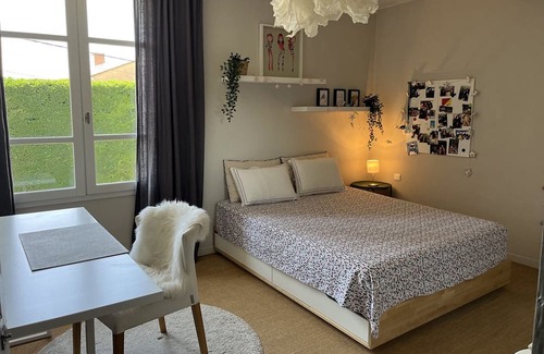 Entraigues-sur-la-Sorgue House | Villa Entraigues-sur-la-Sorgue, 4 bedrooms, 8 persons