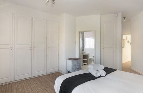 Musgrave Apartment | Nauticus 2 - Two Bedroom Apartment, Sleeps 4