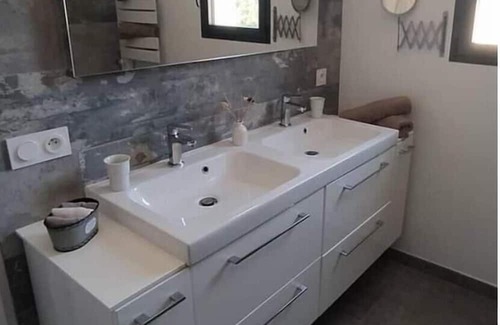 Merindol House | Maison Contemporaine Dans le Luberon