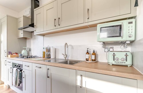 Coed-Y-Paen Cottage | 2 bedroom accommodation in Usk