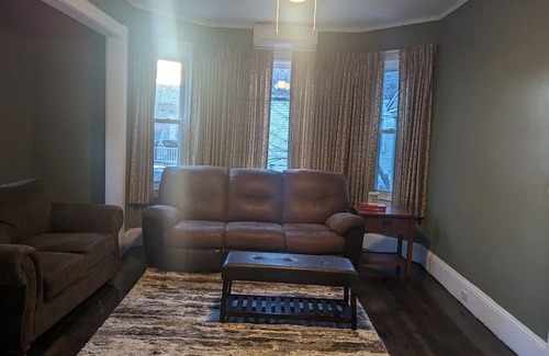 East Haven  Rutland County House | Close to Killington and downtown with beautiful porch and new kitchen new baths