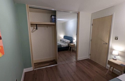 The Westside Apartment | Brindley Apt - Free Allocated Parking!
