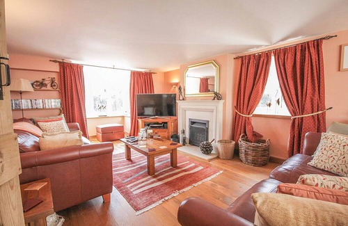 Old Sodbury Cottage | Charming 5-Bed Cottage in Old Sodbury Bristol
