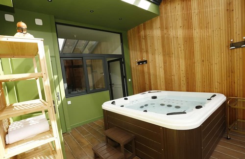 Cambrai Apartment | L Arbre d or Appart Hyper Centre SPA Couvert