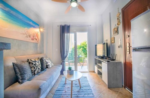 Kallithea Apartment | Stylish 1-bdrm family apartment, Kallithea