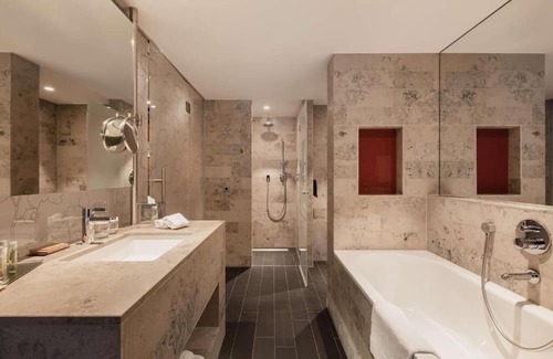 The Hague Center House | Upscale Historic Stay in The Hague - Premium And Convenient Amenities | 3 Units