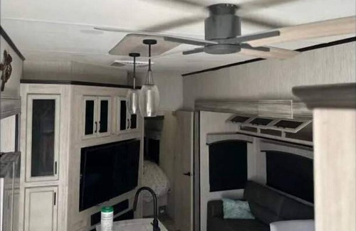 Freeport House | Family and Pet Friendly Vacation RV- Delivery only