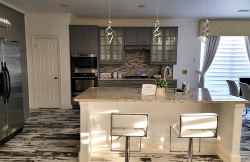 Lewisville House | A Family Home to Rejoices