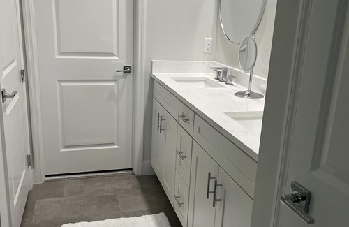 Daytona Beach Cottage | Charming 2-bedroom cottage in delightful Daytona Beach