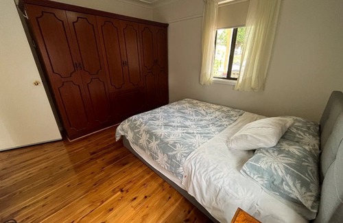 Cabramatta West House | Comfortable house @Mt Pritchard