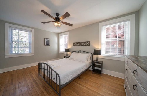 Ghent Apartment | Colley Manor - Port Suite