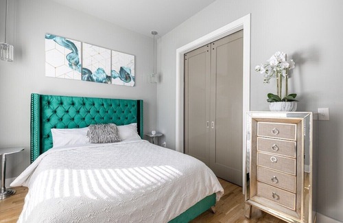 Haynes Area House | Downtown Home w/ New Rooftop Patio + Heaters