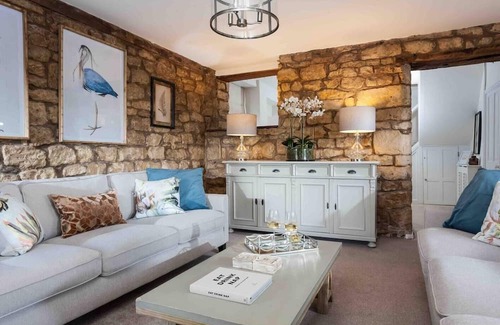 Rodborough House | Beautiful Cotswold Cottage in Rodborough, Stroud