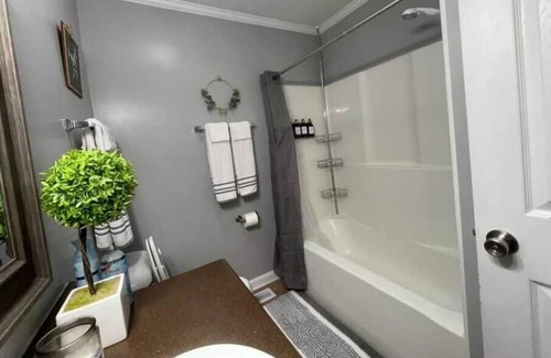 Stephens House | Athens Hideaway