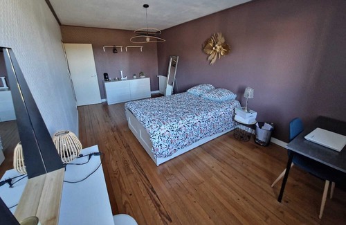 Pessines House | Charantaise Avec Piscine et Parc, 7 Minutes de Saintes, 25 Minutes de Royan
