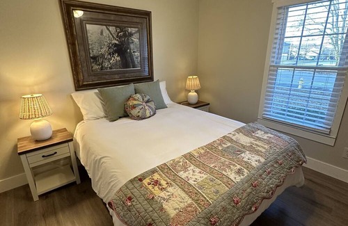 Springfield House | Cozy Home with Convenient Location