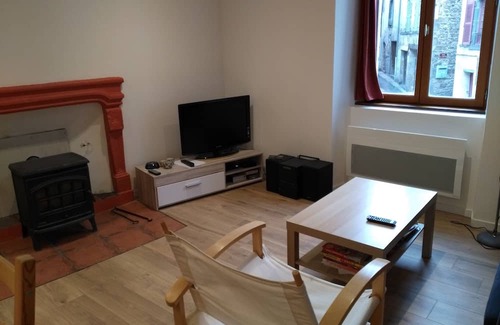 Champeix Apartment | The appartment of the Porch