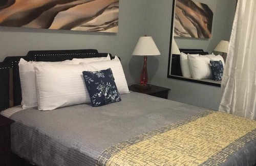 Olive Branch House | Newly renovated cozy home with 4BR 3BA