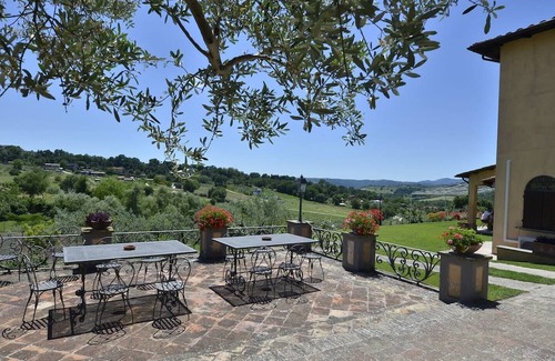 Poggio Catino Resort | Superior Romantica Suite "Il Torrino"