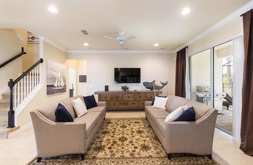 Briargrove Villa | Solterra Resort 937 - Six Bedroom Villa, Sleeps 12
