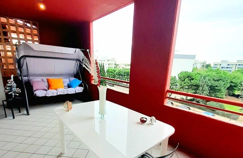Municipio 3 Apartment | Apartment 'Le Terrazze Di Nettuno' with Private Terrace, Wi-Fi and Air Conditioning