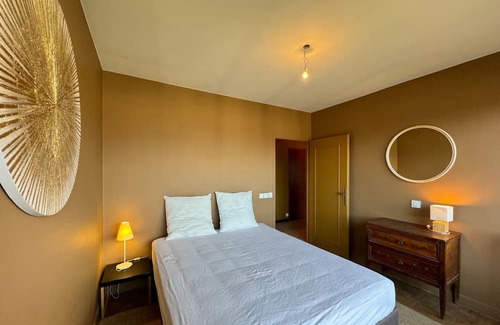 Chambery Apartment | Apartment 'Alti 100 Chamberycimes Signature' with Mountain View, Balcony and Wi-Fi