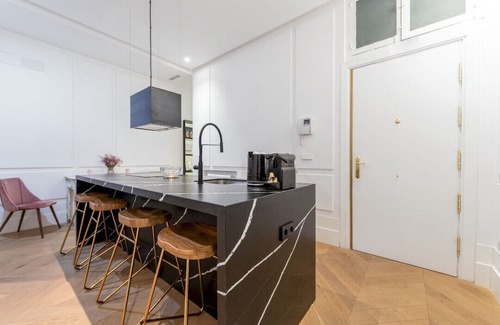 Embajadores Apartment | Stylish & centric- 2Bd 2Bth- Magdalena