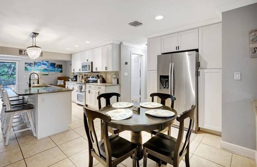 McGregor House | Heated Pool Home Close to Historic Ft Myers