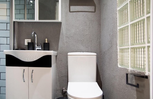 Konak House | Lovely House with Sea View and Backyard