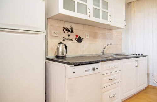 Konak House | Lovely House with Sea View and Backyard