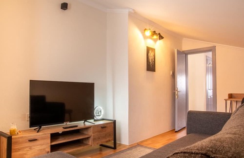 Urla Apartment | Minimalist and Rooftop Flat with Terrace in Izmir