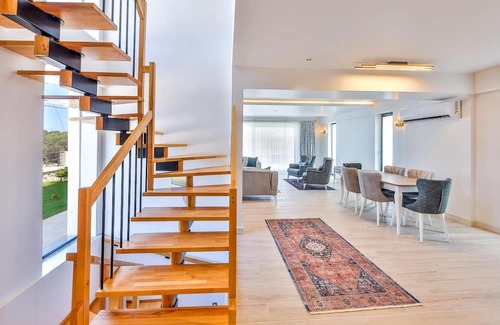 Demre Villa | Luxury Sea View Villa w Pool By The Sea in Antalya