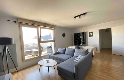 Saint-Serge Apartment | Casa Pixel - spacious 2-room apartment