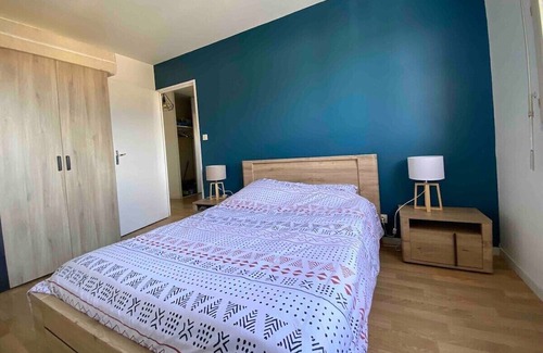 Saint-Serge Apartment | Casa Pixel - spacious 2-room apartment