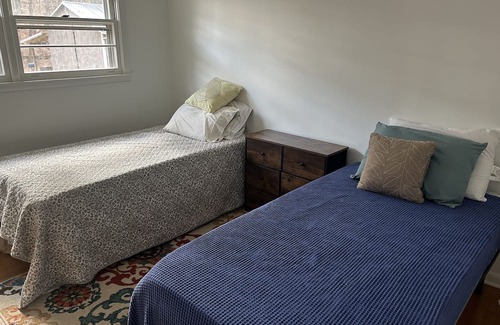 Saint Andrews House | Cozy house on the Domain - walk to the Sewanee Village, trails, and campus.