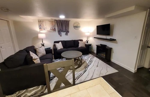 Alta Vista Area House | 3 bedroom Lock-off apartment