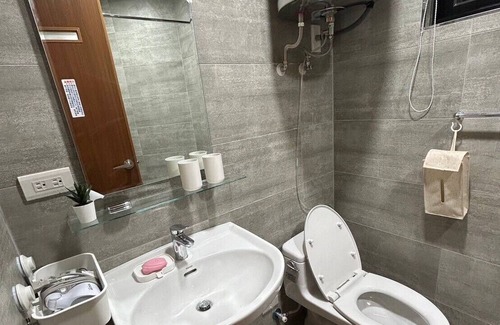 Banqiao Apartment | Brand New Wildlife Theme Apartment - Close to Blue Line JiangZicui station
