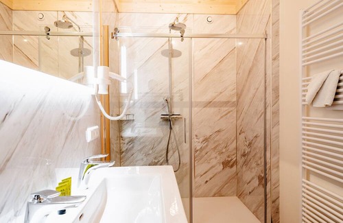 Jenig Apartment | Luxury apartment near the ski area of Nassfeld