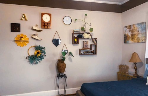 Hopkins Bed & Breakfast | Welcome Home!
