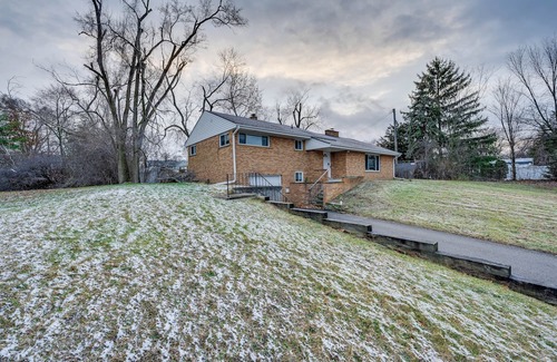 Burns Park Cottage | Quiet Ann Arbor Home - 2 Mi to Michigan Stadium!