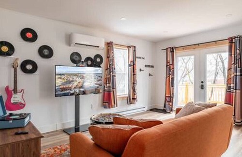 Bangor Apartment | 2 BR Music Haven with Free Parking | Sleeps 4